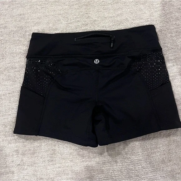 Lululemon Run: Shorty Short
Black size 6 - Picture 8 of 12